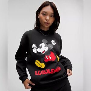 lululemonn x Disney Fleece Oversized Pullover